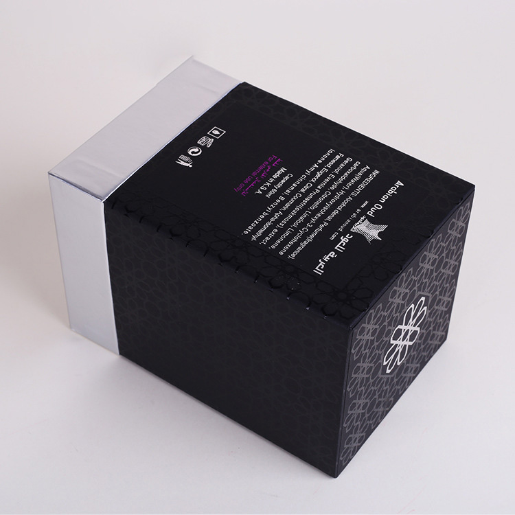 black and white gift box(4).jpg