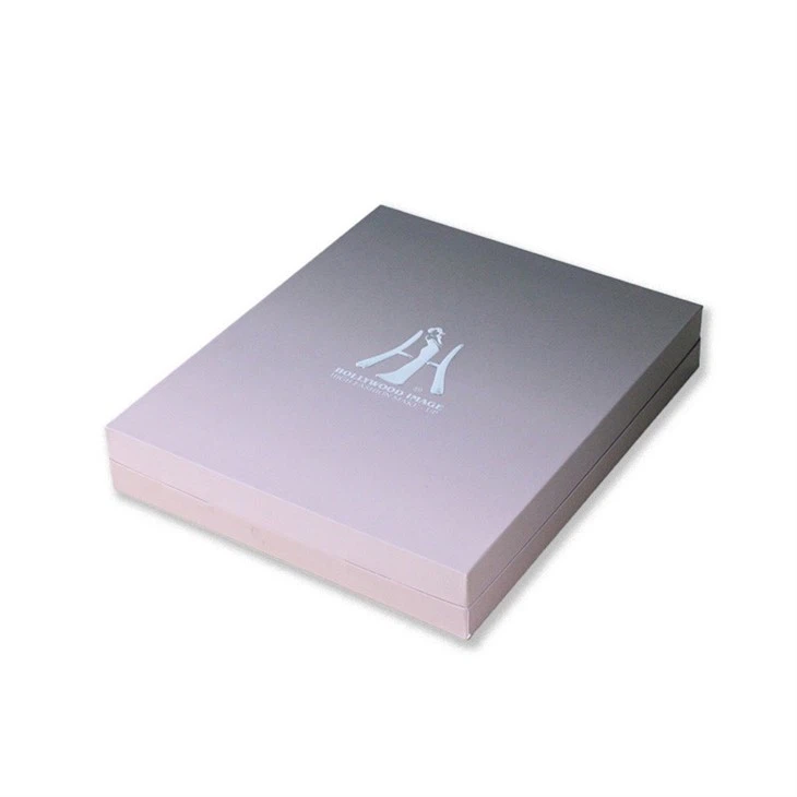 gift box with magnetic closing lid (4)