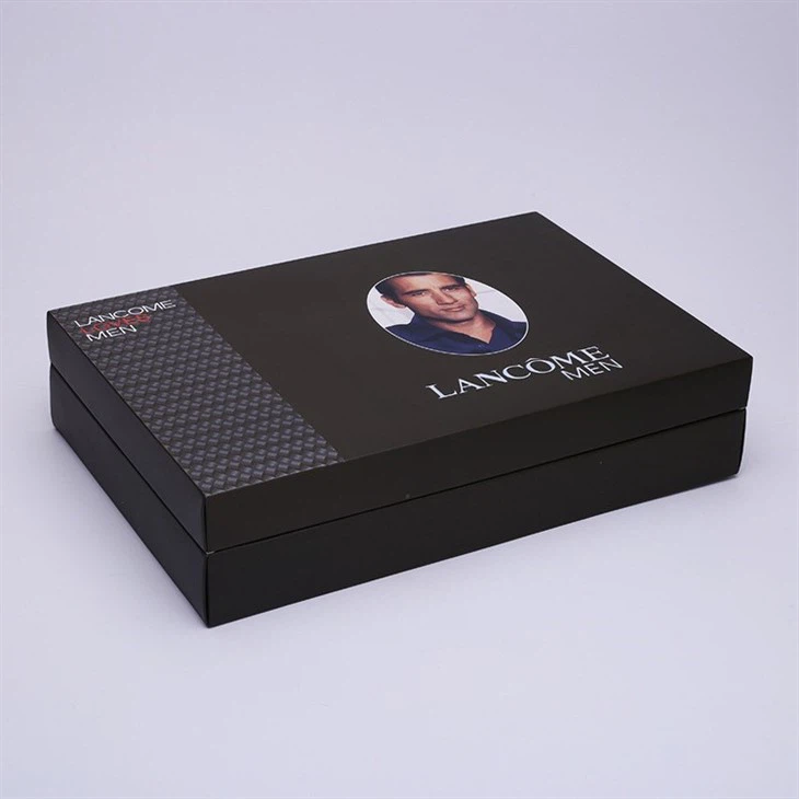 paper box with satin lining (1)