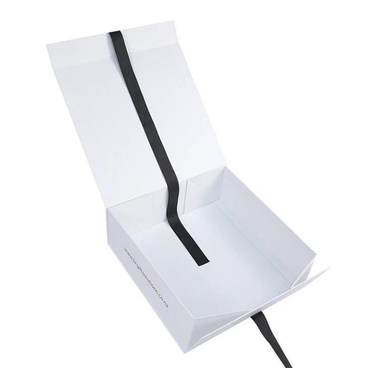 rigid box with ribbon2